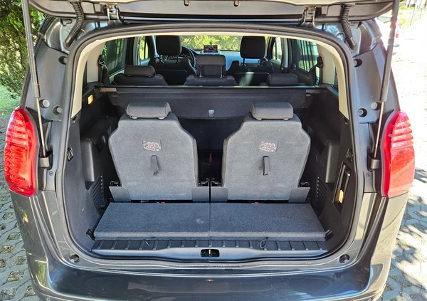 Peugeot 5008 cena 21900 przebieg: 216000, rok produkcji 2011 z Sompolno małe 781